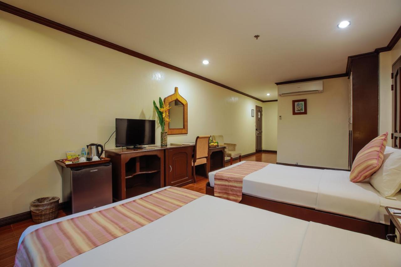 Paradise Garden Hotel And Convention Center Boracay Powered By Aston Manoc-Manoc Exteriör bild
