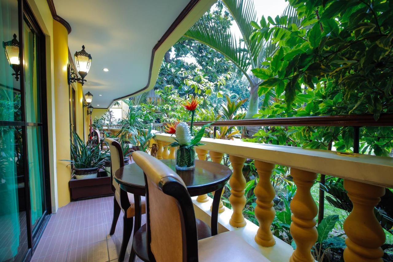 Paradise Garden Hotel And Convention Center Boracay Powered By Aston Manoc-Manoc Exteriör bild